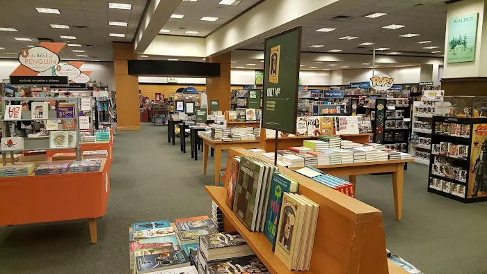Barnes & Noble 1