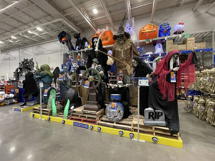 Lowe's Home Improvement 6