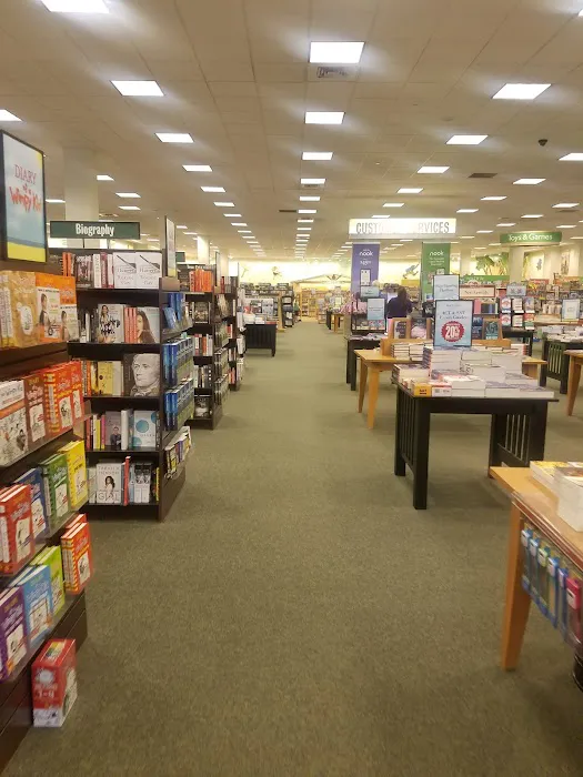 Barnes & Noble 0