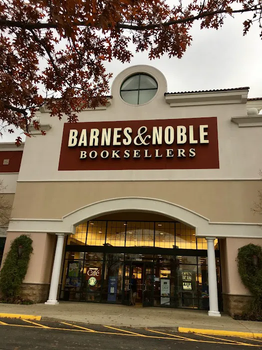 Barnes & Noble 9