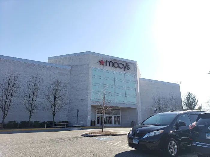 Macy's 0