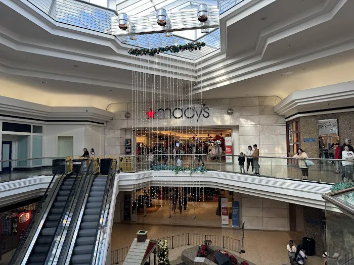 Macy's 9
