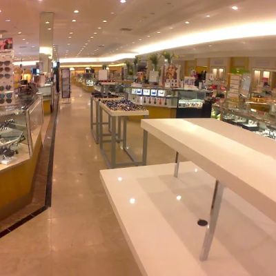 Dillard's