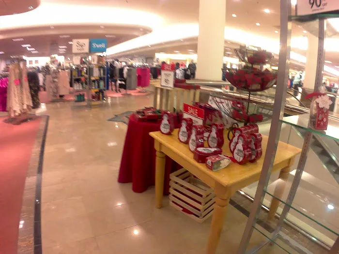 Dillard's 5