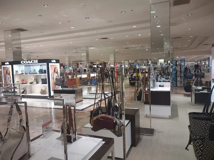 Dillard's 7