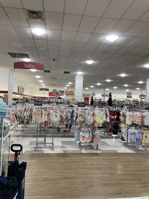 T.J. Maxx & HomeGoods 0