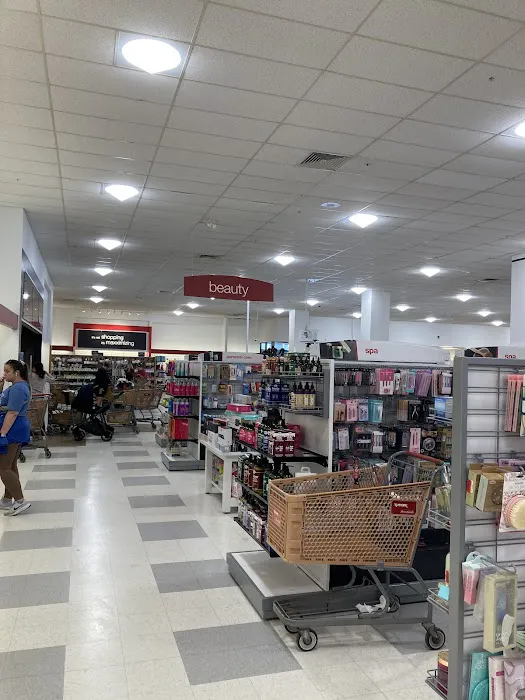 T.J. Maxx & HomeGoods 7