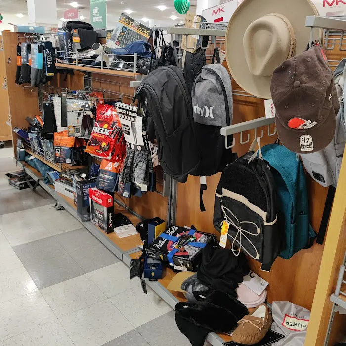 T.J. Maxx & HomeGoods 6