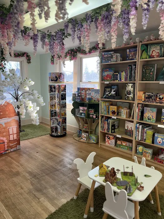 Black Cat Books & Oddities 3