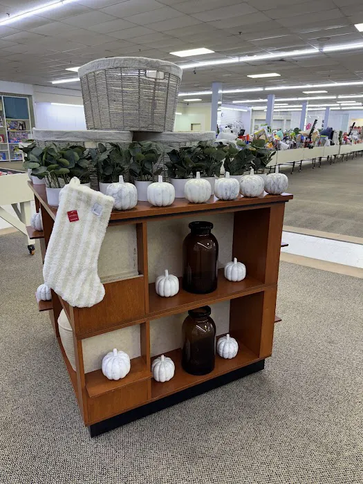 Krazy Bins | Bargain Bin Discount Store - NOW OPEN 3