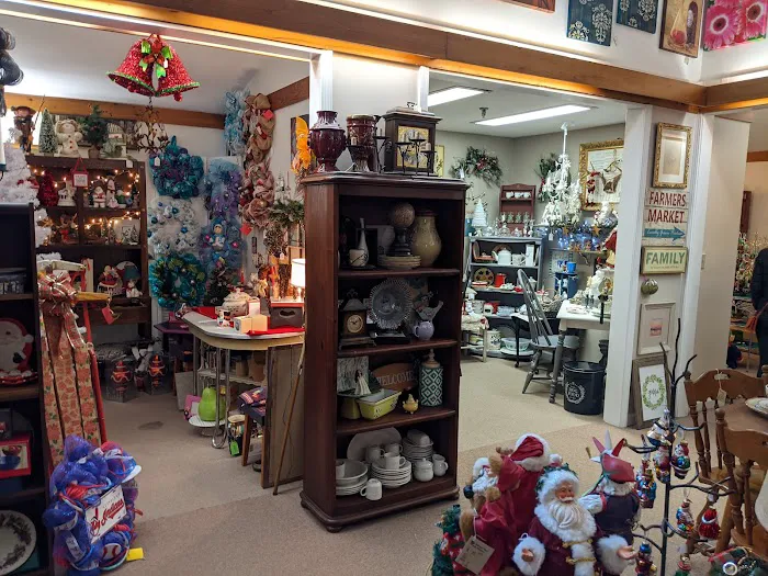 The Salvage Yard Resale Shoppe 1