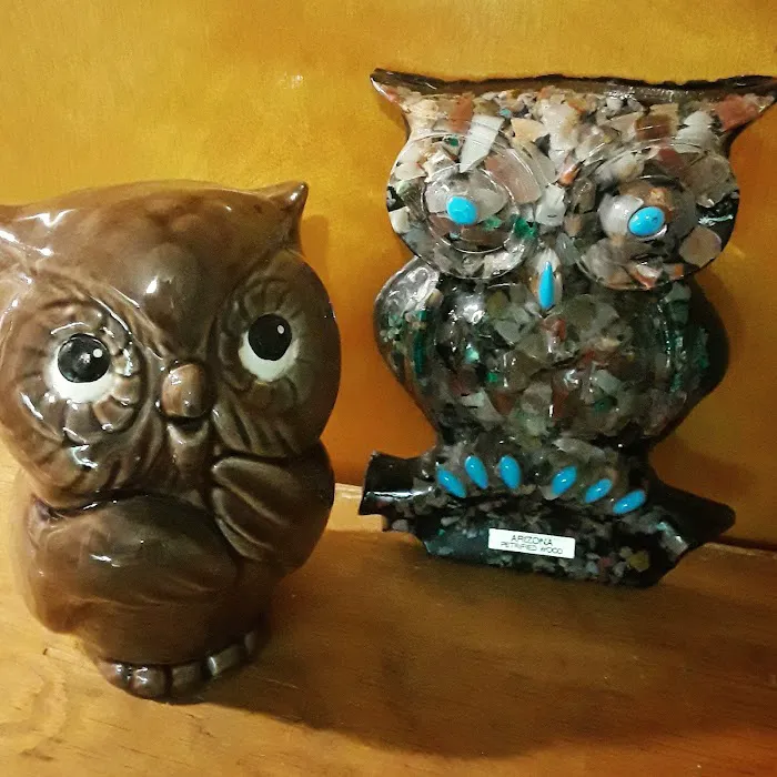 The Salvage Yard Resale Shoppe 4