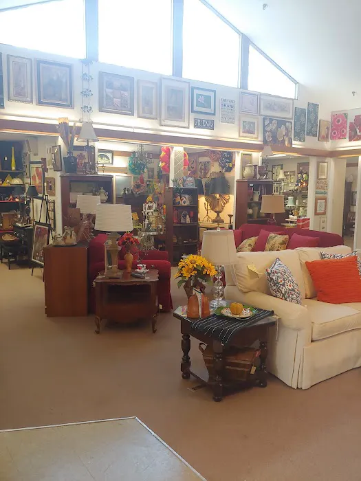 The Salvage Yard Resale Shoppe 3