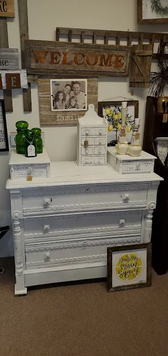 The Salvage Yard Resale Shoppe 7