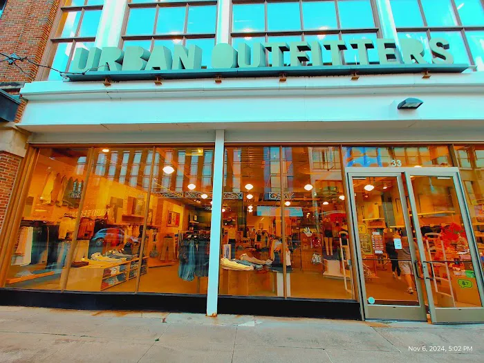 Urban Outfitters 7