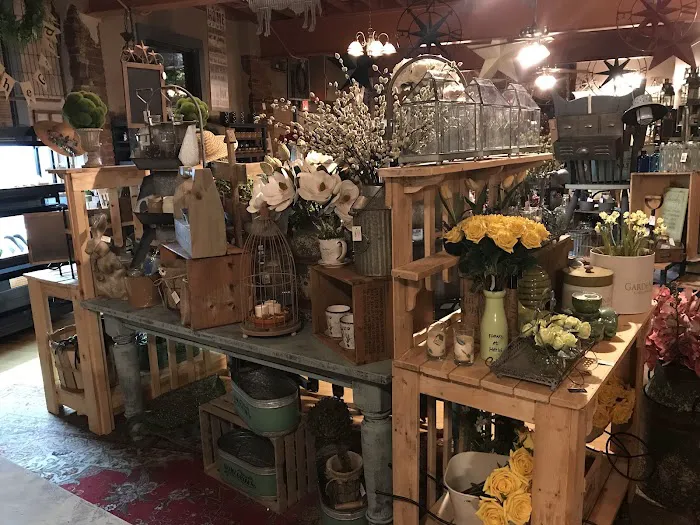 Swan Creek Candle Vermilion 8
