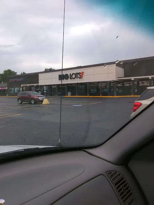 Big Lots 8