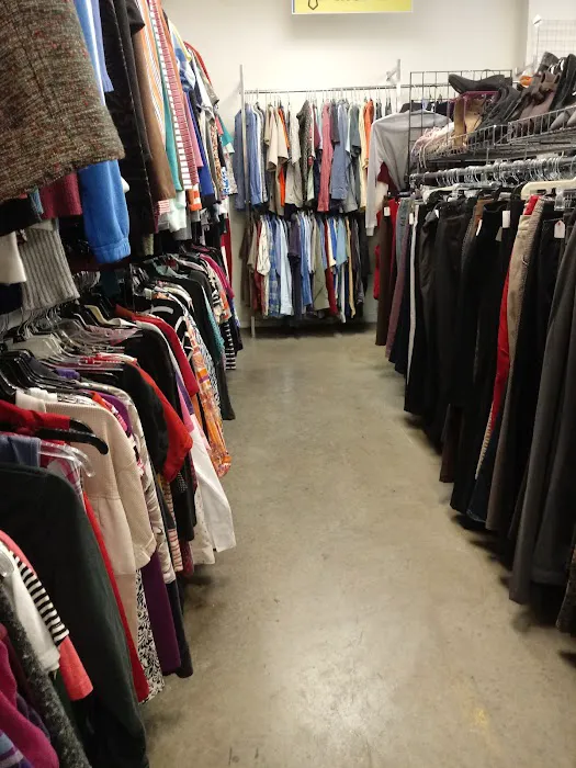 Goodwill Outlet Store 5