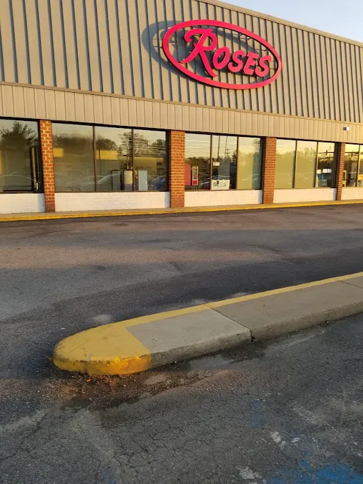 Roses Discount Store 9