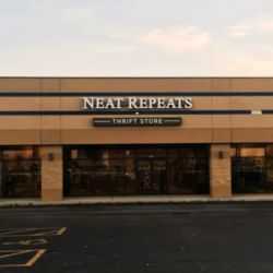 Neat Repeats Boutique Thrift Store ico