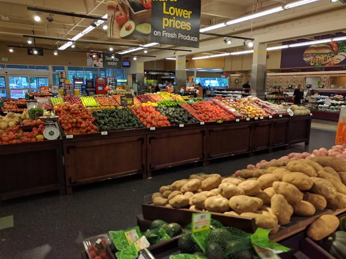Fred Meyer 0