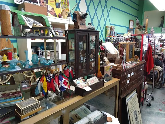 Kenton Antiques & Collectibles 5