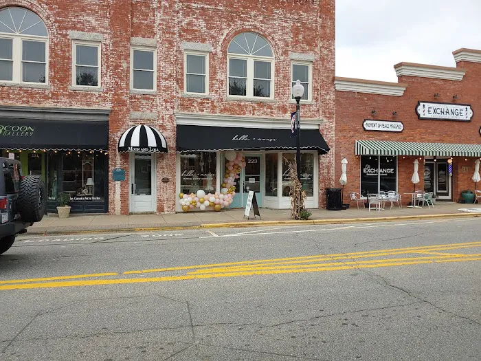Bella + Mauve Boutique 0