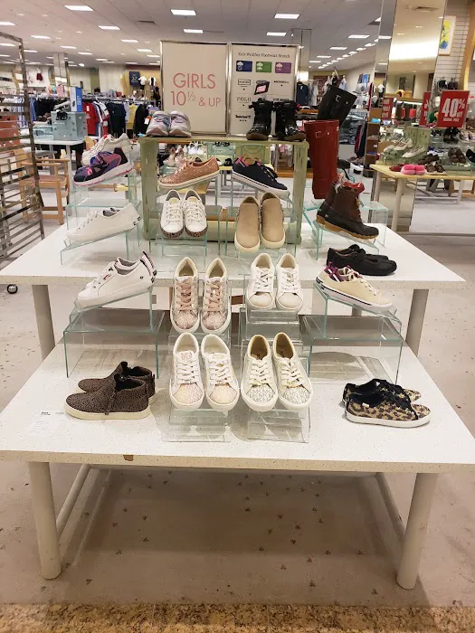 Dillard's 5