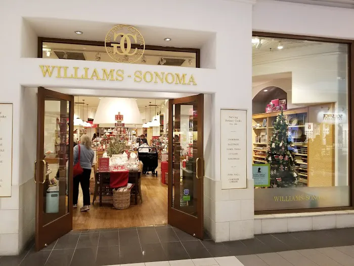 Williams-Sonoma 0