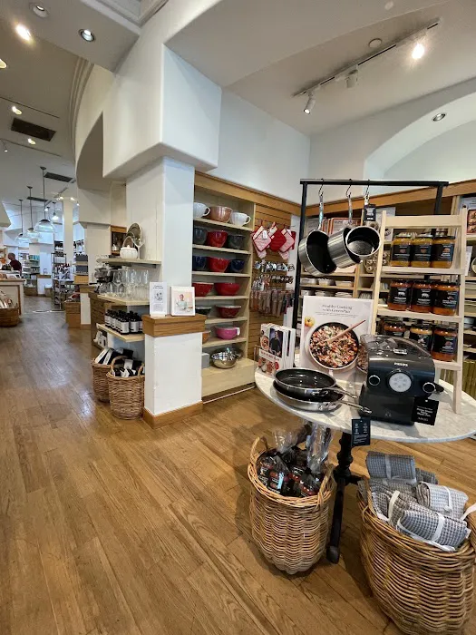 Williams-Sonoma 2