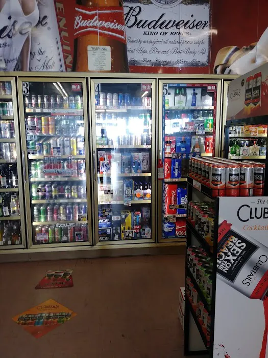 Jerry's Market & Liquor 4
