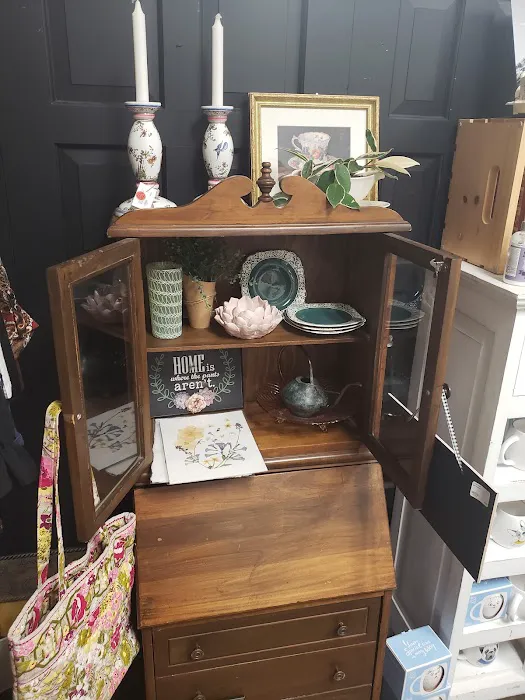 Closet Traders 4
