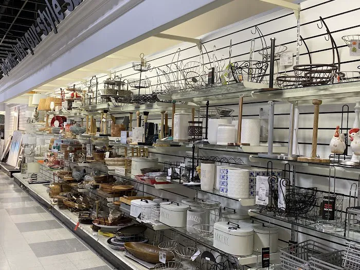 T.J. Maxx 7