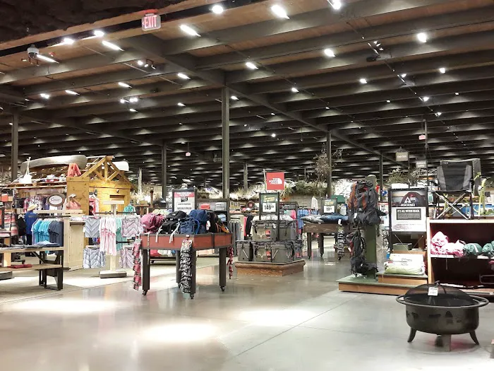 Bass Pro Shops 9