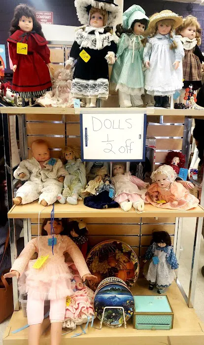 Happy Dragon Thrift Shop 2
