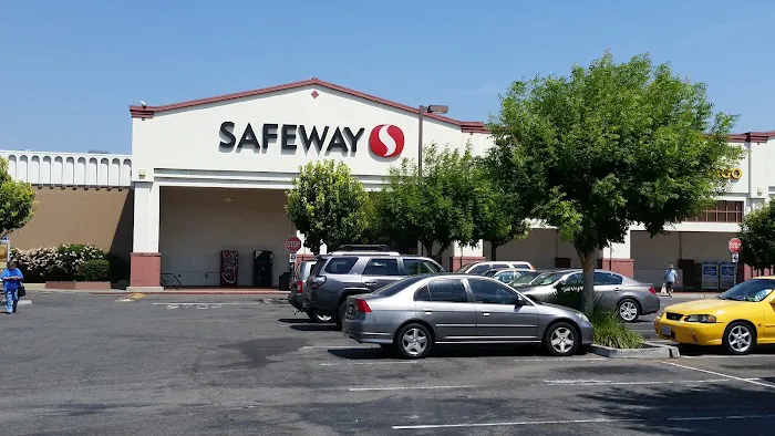 Safeway 3
