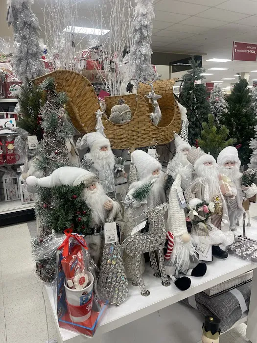 T.J. Maxx & HomeGoods 0