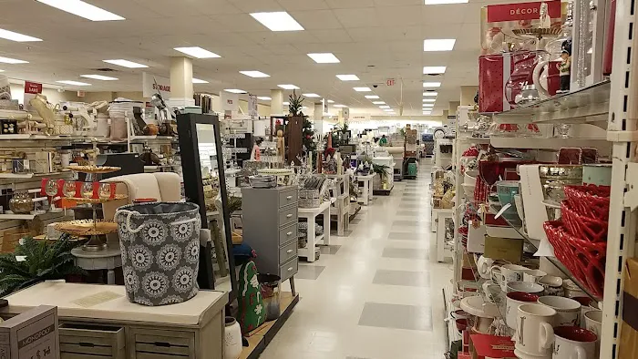 T.J. Maxx & HomeGoods 6