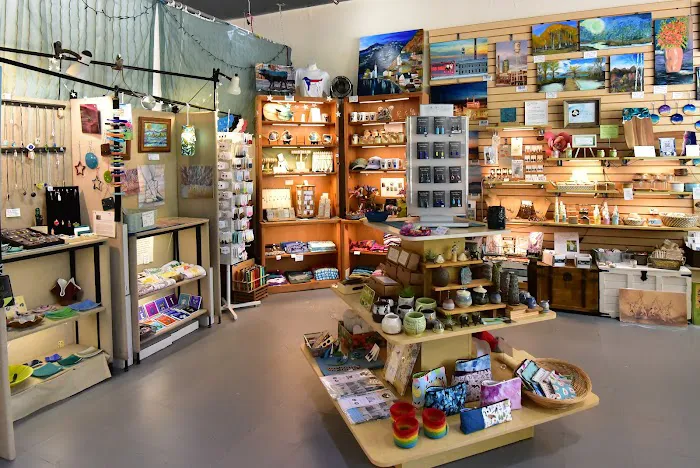 The Artisan Market At 305 7