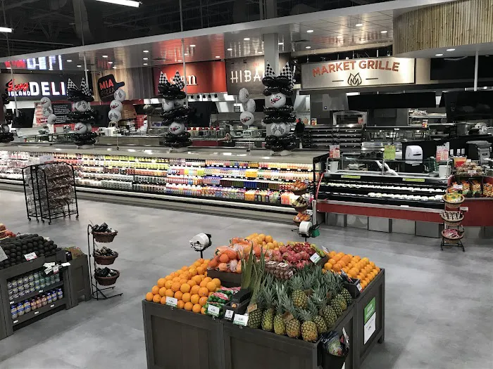 Hy-Vee Grocery Store 3