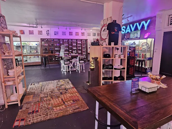 Liv Savvy Redmond - Vape, Disposables, Kratom, CBD, Pottery Classes, Hand Blown Glass, Wheel Thrown Pottery 2