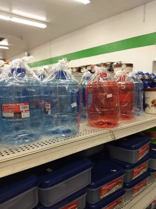 99 Cent Discount Store 2