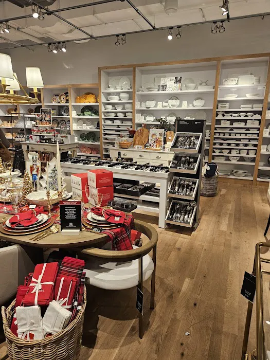 Williams-Sonoma 2