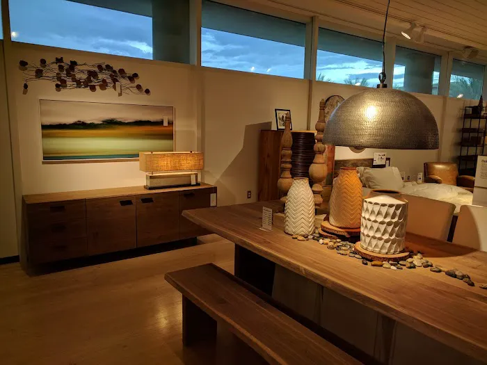 Crate & Barrel 9