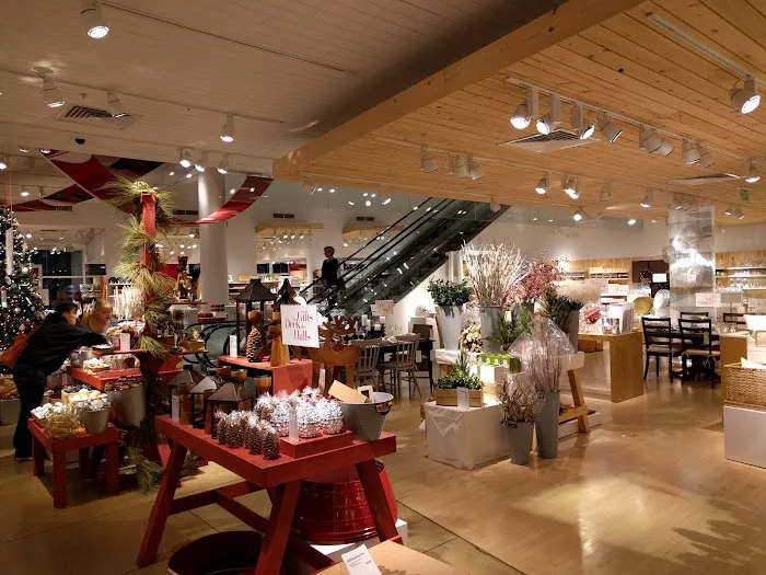Crate & Barrel 8