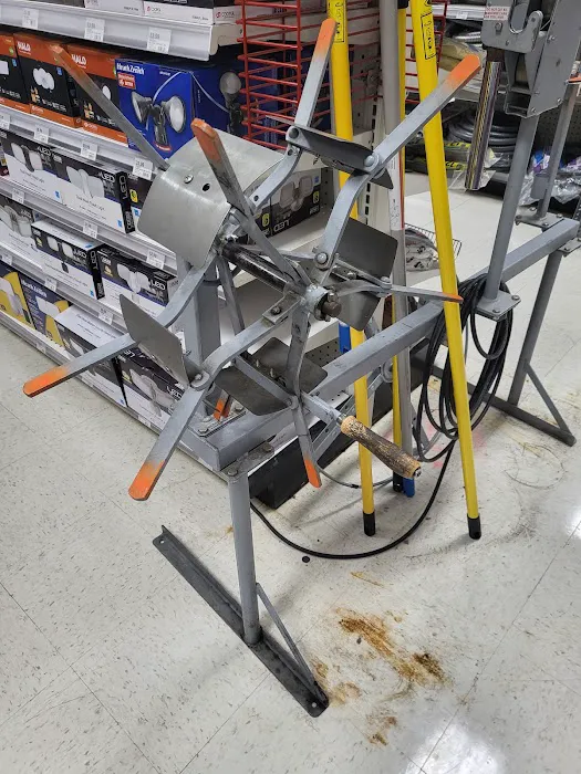 Ruggiero's Ace Hardware - Desert Foothills 8