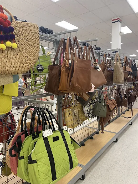 Marshalls & HomeGoods 6