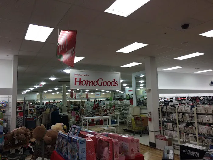 Marshalls & HomeGoods 7