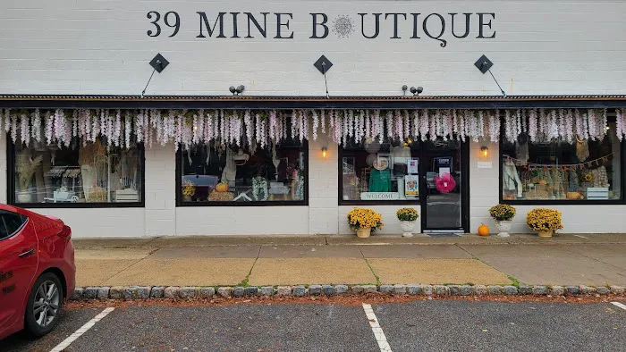 39 Mine Boutique 1