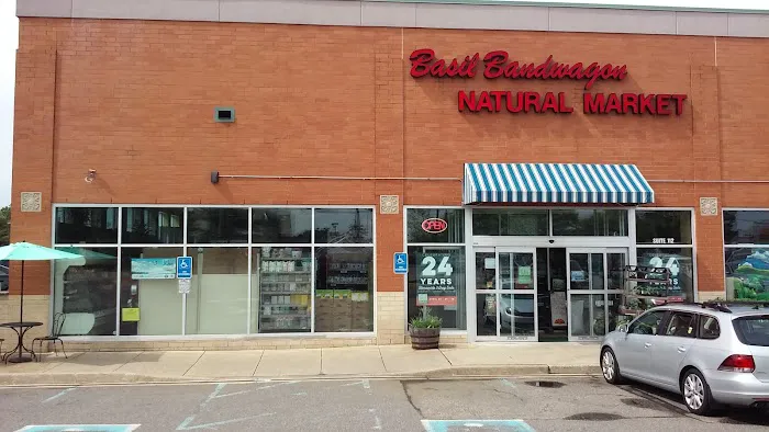 Basil Bandwagon Natural Market - Flemington 2